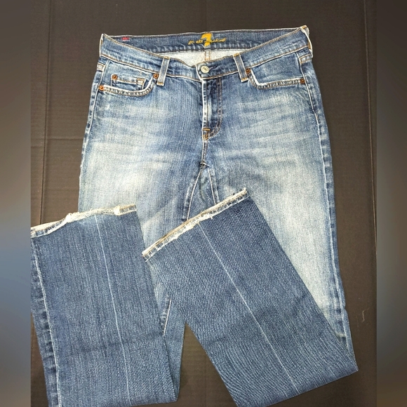 7 for All Mankind boot cut - Picture 2 of 4
